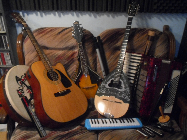 Traditional Irish Instruments and Music, Blog