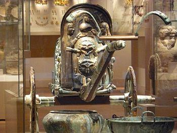 350px-WLA_metmuseum_Bronze_chariot_inlai