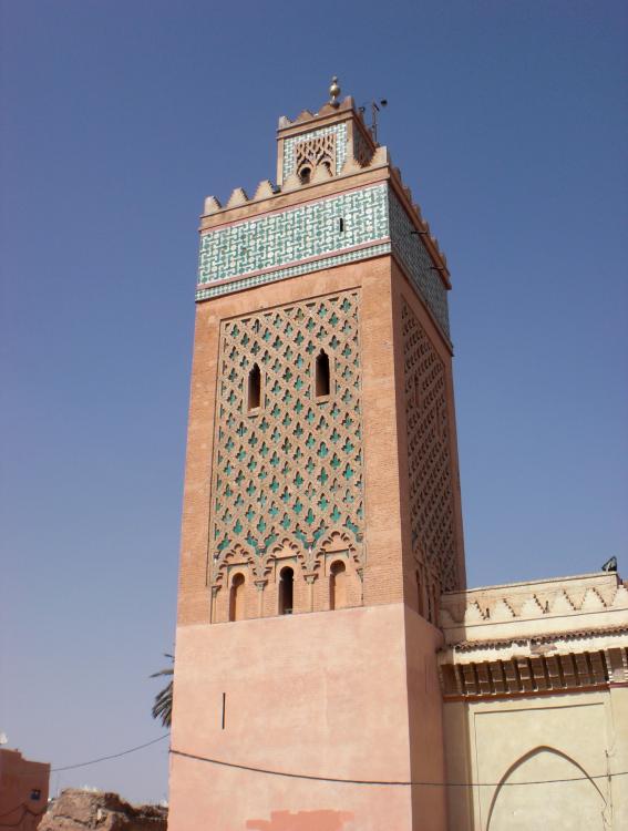 Tower_of_mosque,_Marrakech,_Morocco.JPG
