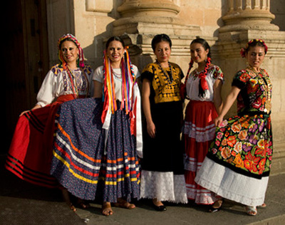 mexican-women.jpg