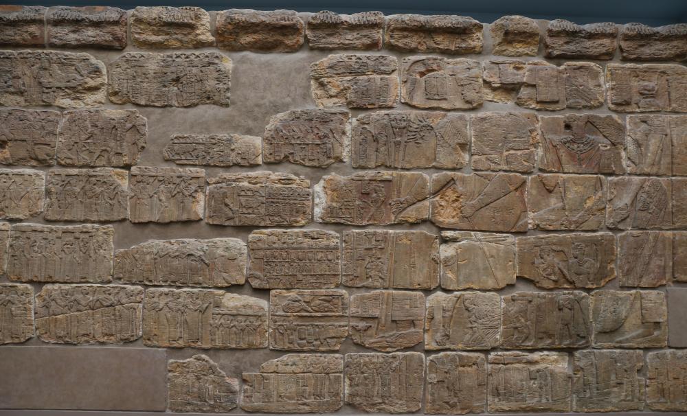 Kingdom_of_Kush_Kushite_British_Museum_-_Relief_from_the_pyramid_chapel_of_Queen_Shanakdakhete.thumb.JPG.2c01831d92da82d8cb541664c6897807.JPG