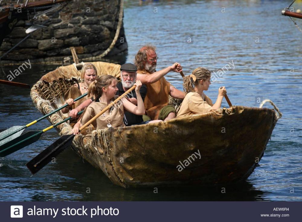 neolithic-animal-skin-covered-boat-or-coracle-at-the-portsoy-boat-AEW6R4.thumb.jpg.2d1774b50b6f612494799ad800384096.jpg