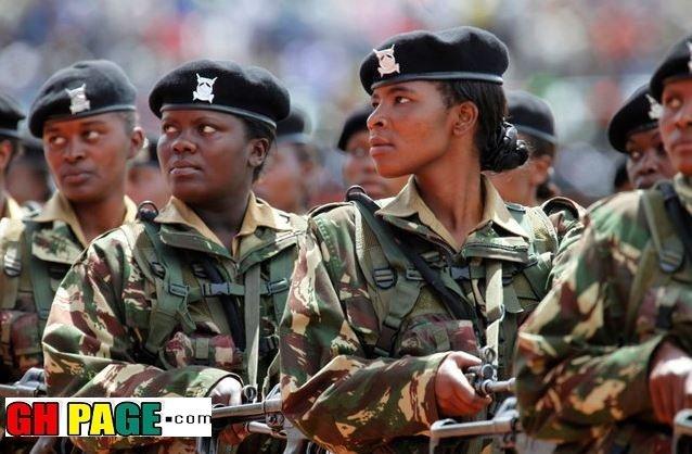 Military-women-1.jpg.92be8d24010ec8f14cfe2daafda9dd6e.jpg