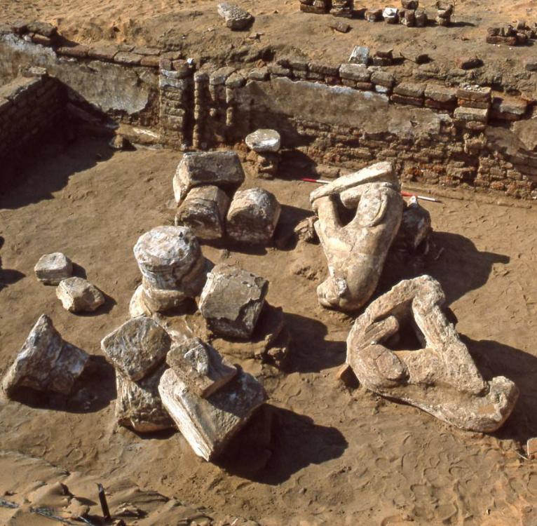 Gebel Jebel Barkal Napata sandstone lions in situ excavation at palace of Natakamani B1500 Kingdom of Kush Kushite.jpg