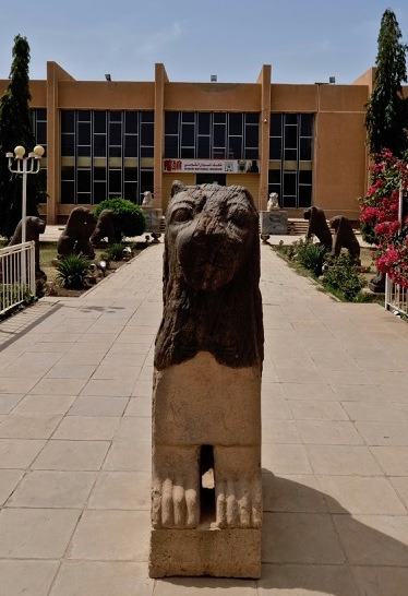 Kingdom of Kush Kushite Nubia Sudan Africa history lion statues stone sculpture dscf6474.jpg