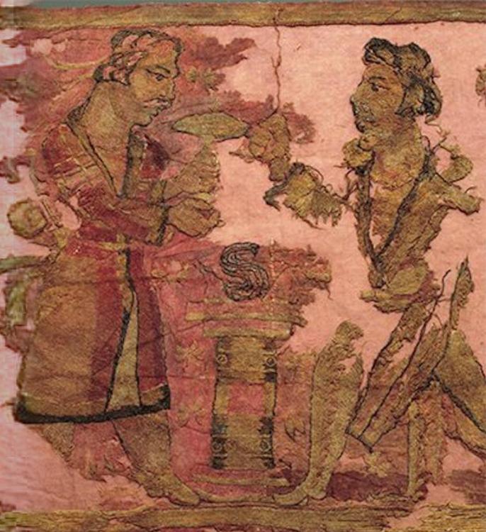 Noin-Ula_nobleman_and_priest_over_fire_altar.jpg
