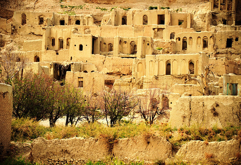 800px-Izadkhast_Old_town_Fars_Province_Iran.jpg.cd85ba36c51c5a6863b3467bbb6de1c6.jpg