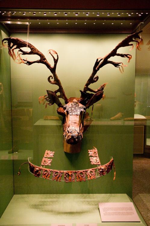1694746380_1280px-Ancient_Siberian_horse_mask_Hermitage_Museum_St._Petersburg.thumb.jpg.75c2064a17e78a0a218322419d47d2bb.jpg